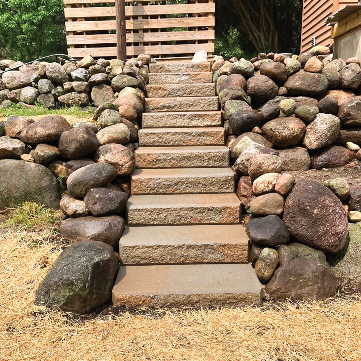 J Lake Gardens - Hardscape Stairs